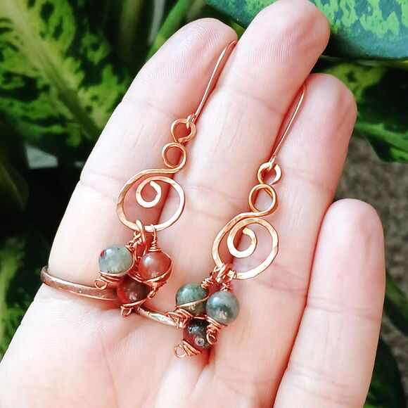 Boho Chic Bloodstone Crystal Dangle Earrings, Hammered Copper Gemstone Jewelry - Picture 4 of 4
